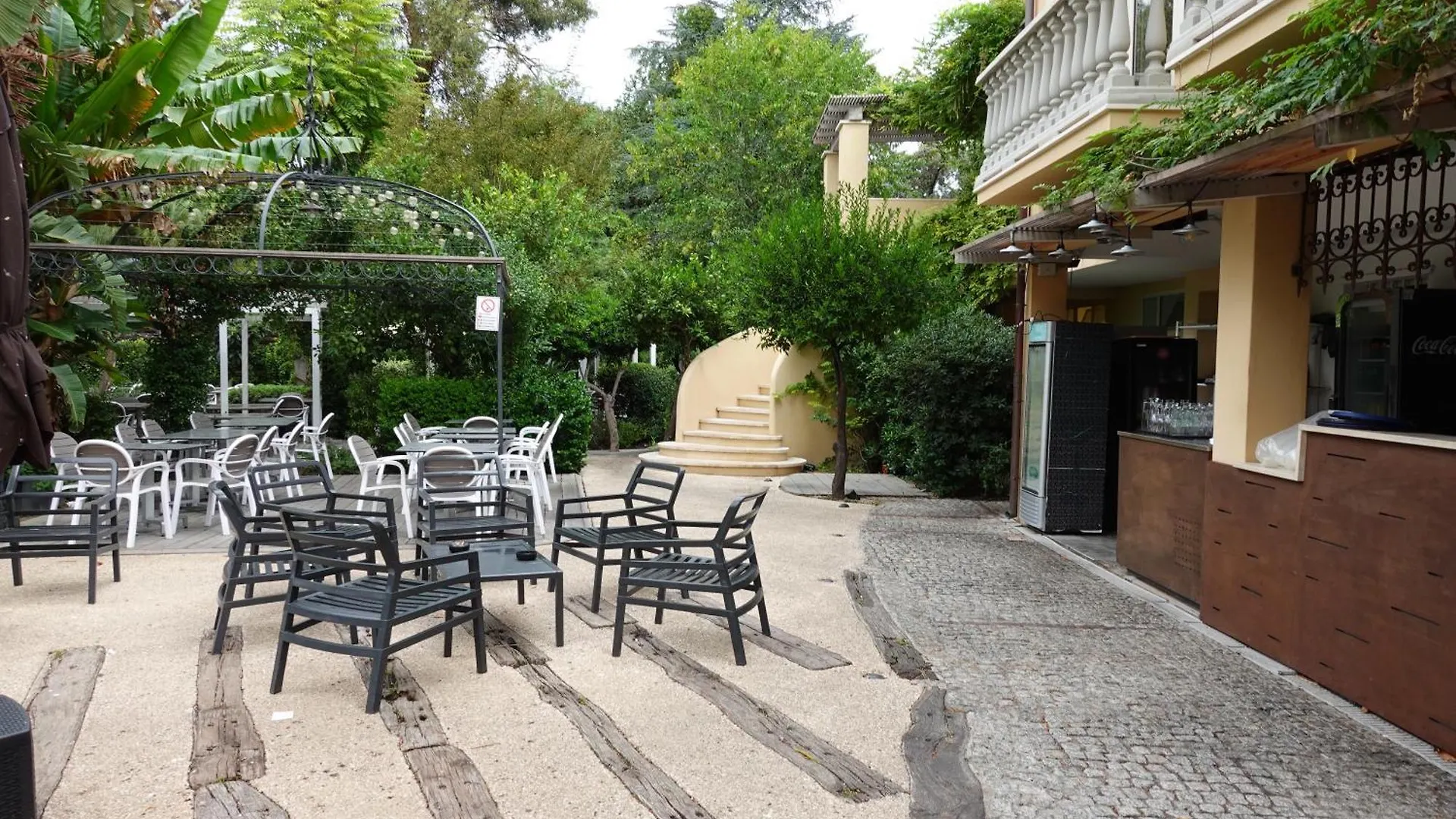 Kemani Villa Sara Olbia 0*,  Italia